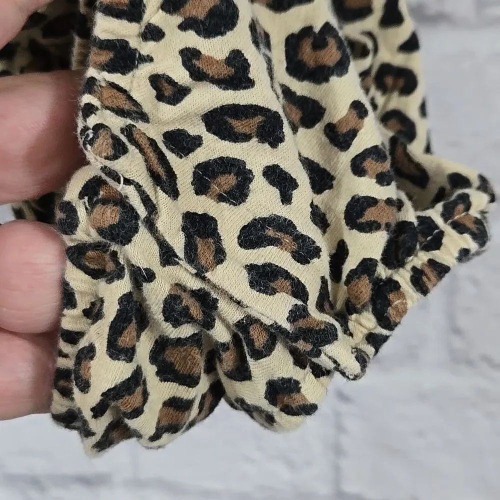 Old Navy Baby Girl 3/6M Ruffle Infant Onesie Leopard Print Snap 1pc Bodysuit
